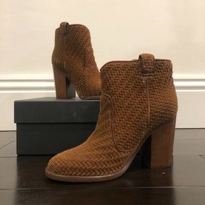 Authentic Womens Laurence Dacade Pull On Bootie